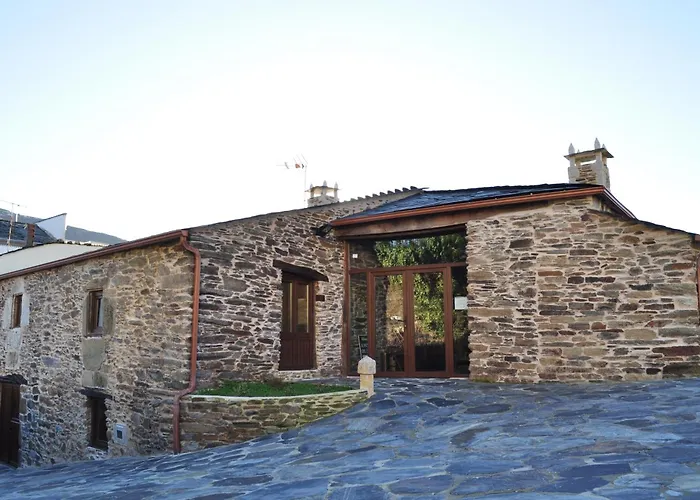 A Horta De Abel Tríacastela